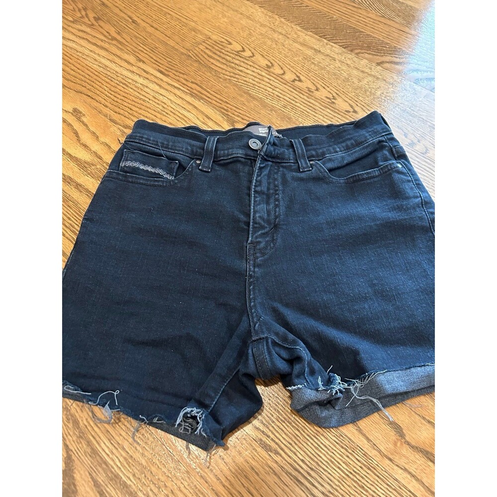 Levi’s Cutoff Shorts - 30